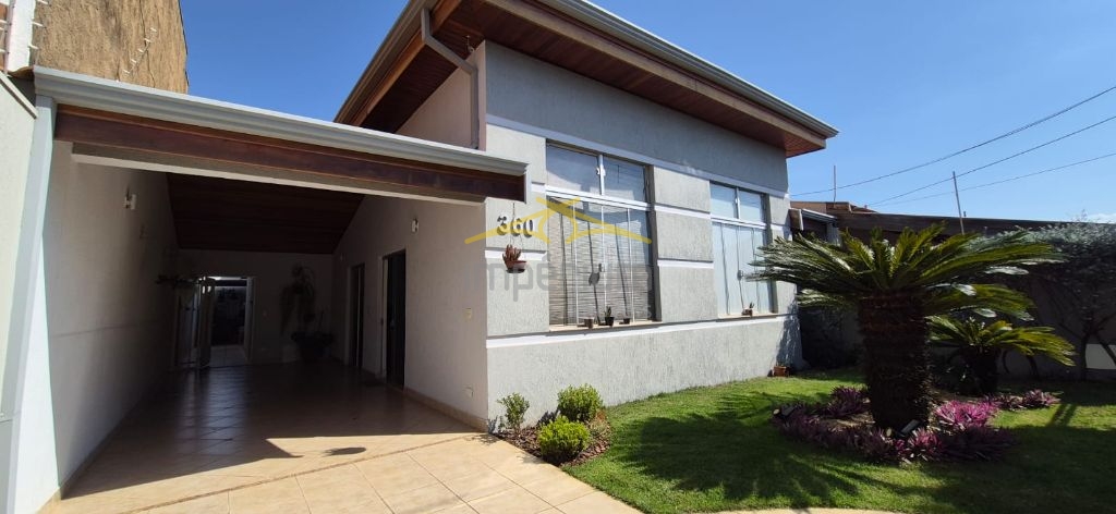 Casa em Jardim Nossa Senhora do Carmo