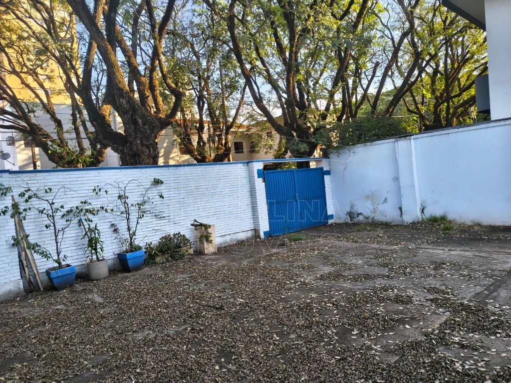 Locação de Casas / Sobrado na cidade de Araraquara