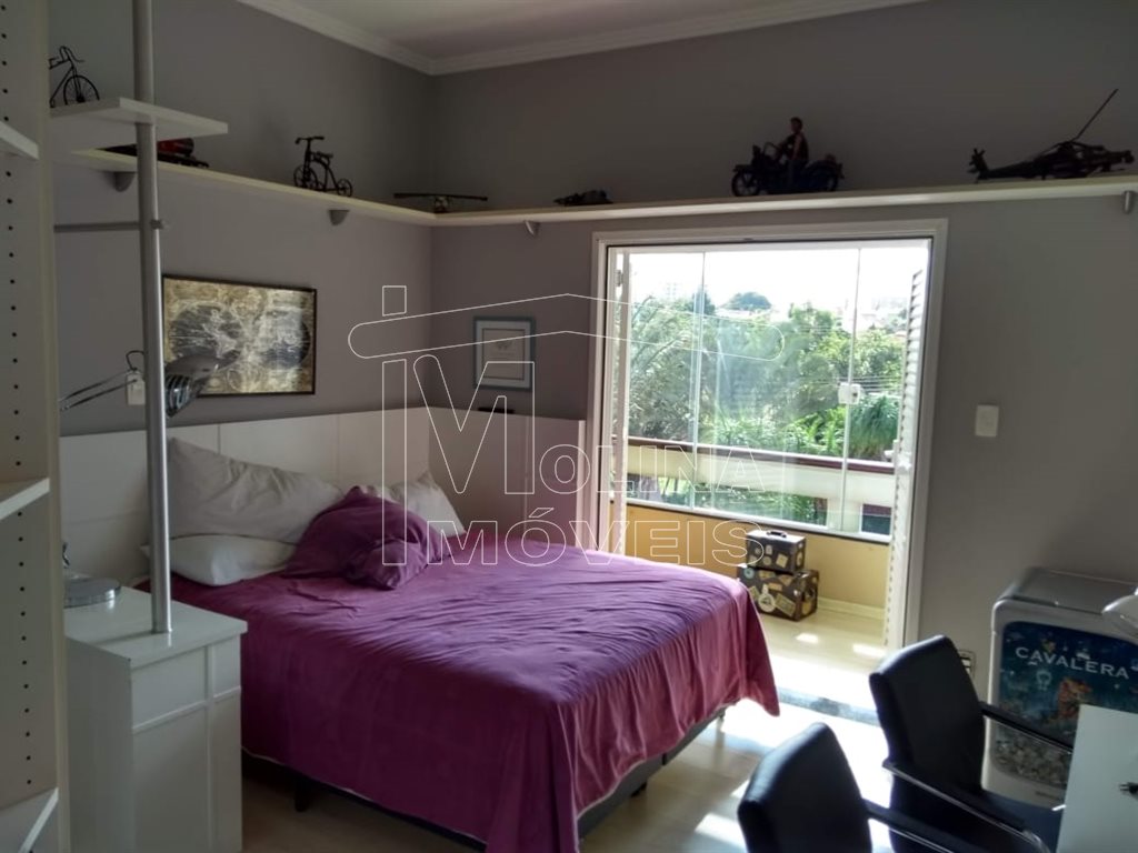 Venda de Casas / Padrão na cidade de Araraquara