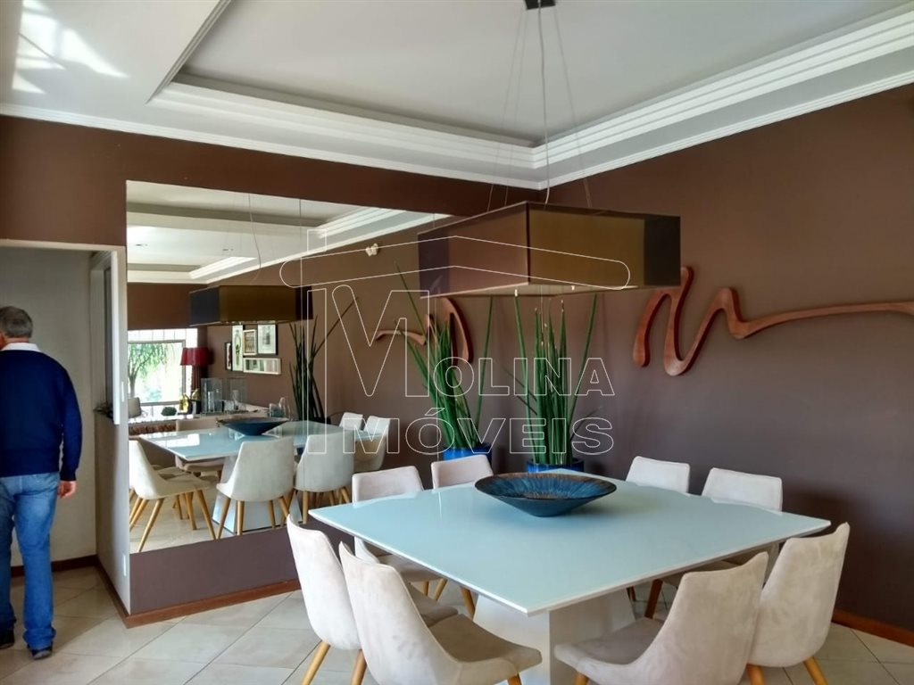 Venda de Casas / Padrão na cidade de Araraquara