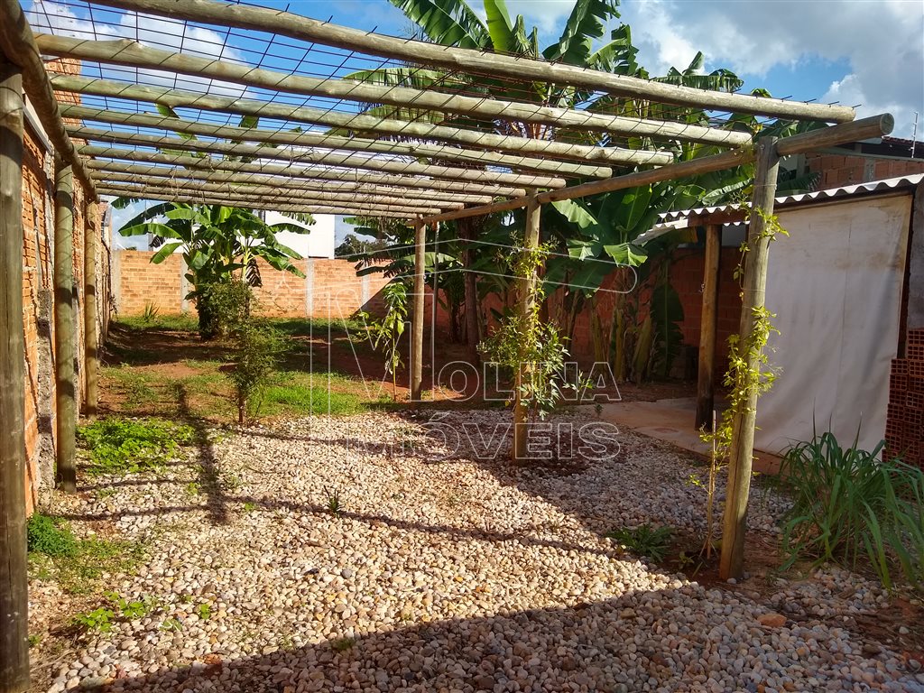Venda de terreno / padrão na cidade de araraquara