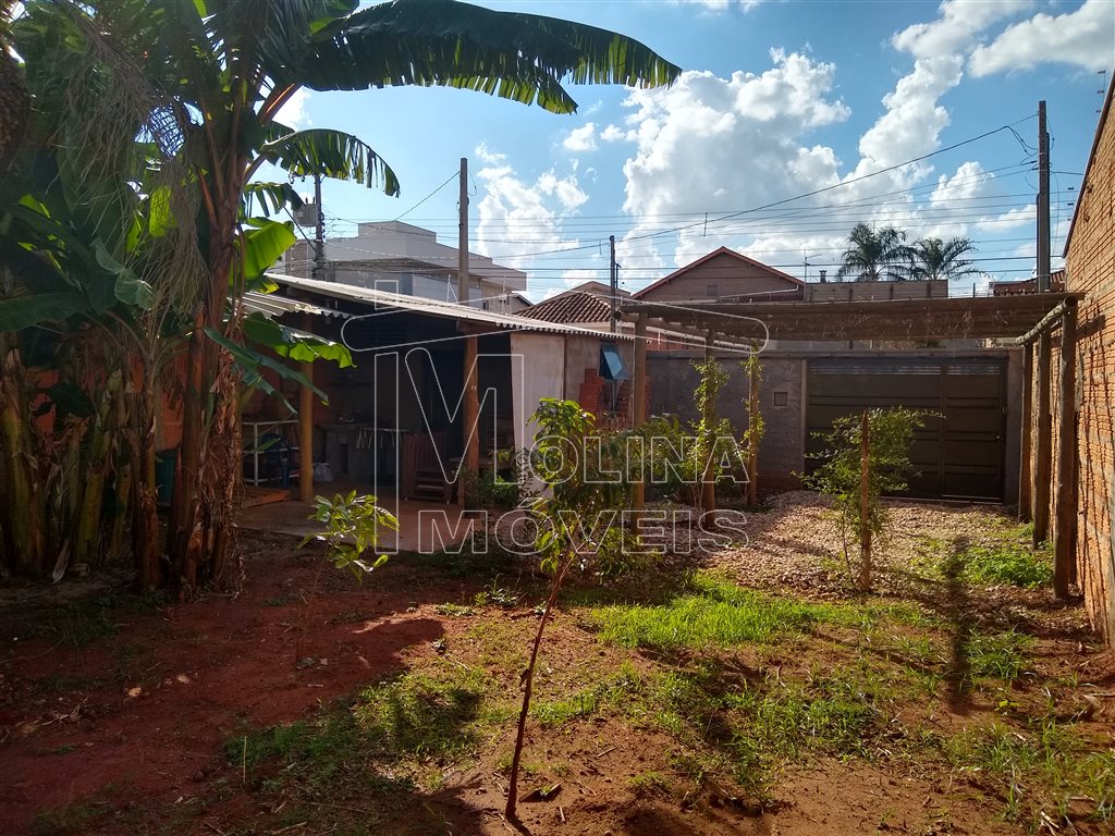 Venda de Terreno / Padrão na cidade de Araraquara