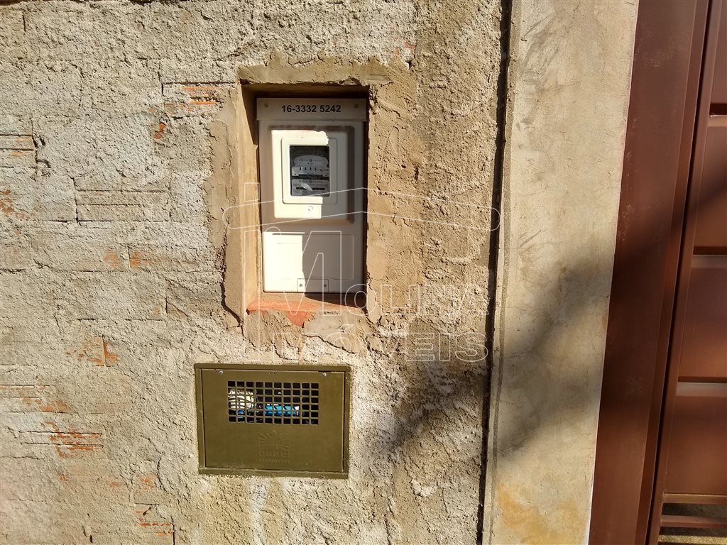 Venda de Terreno / Padrão na cidade de Araraquara