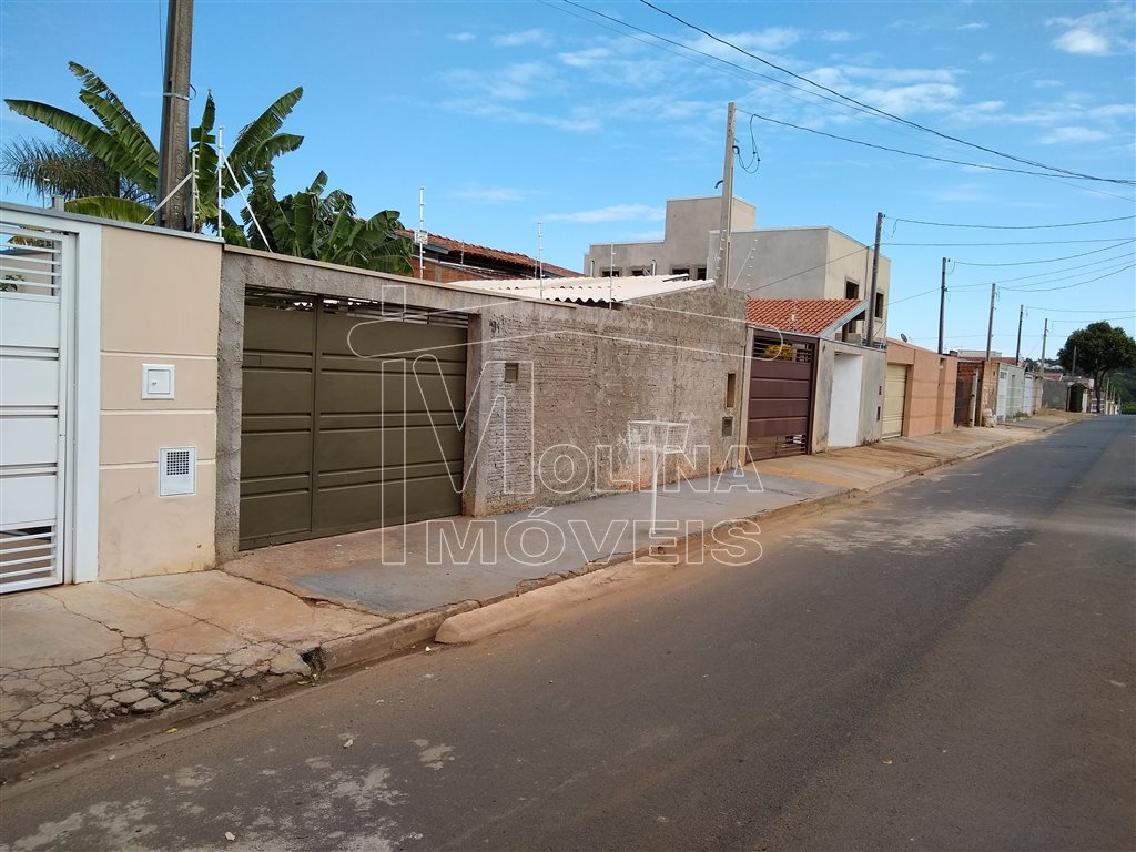 Venda de Terreno / Padrão na cidade de Araraquara