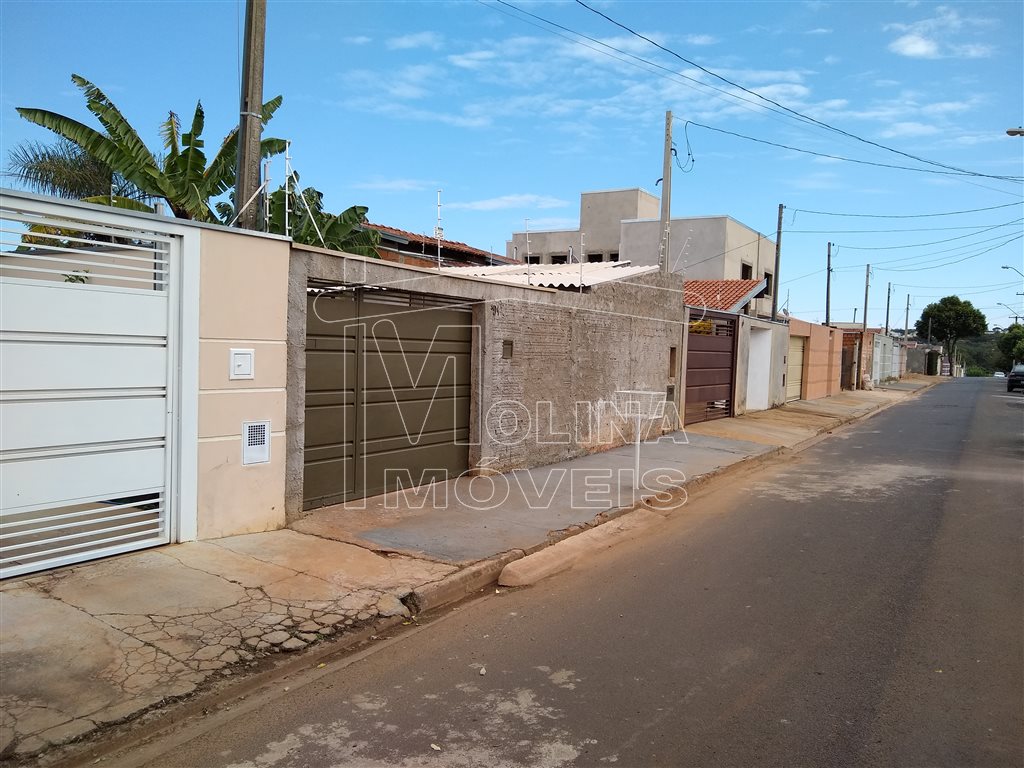 Venda de Terreno / Padrão na cidade de Araraquara