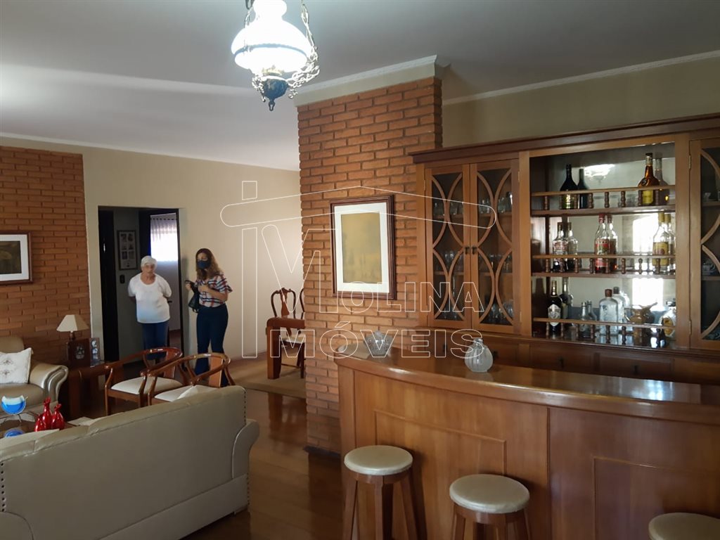 Venda de Casas / Padrão na cidade de Araraquara