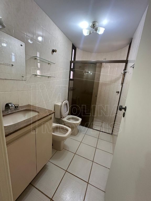 Venda de apartamentos / padrão na cidade de araraquara