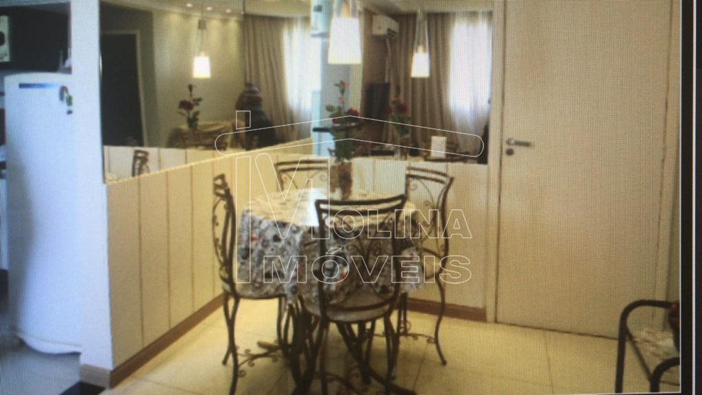 Venda de apartamentos / padrão na cidade de araraquara