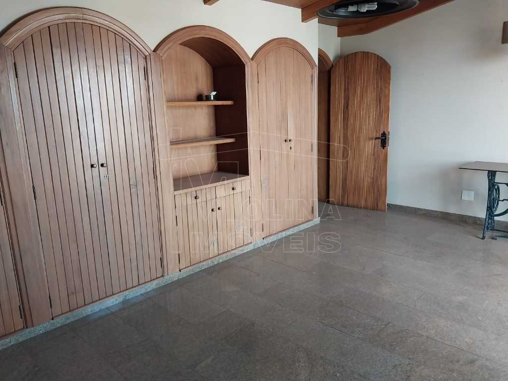 Locação de Apartamentos / Padrão na cidade de Araraquara