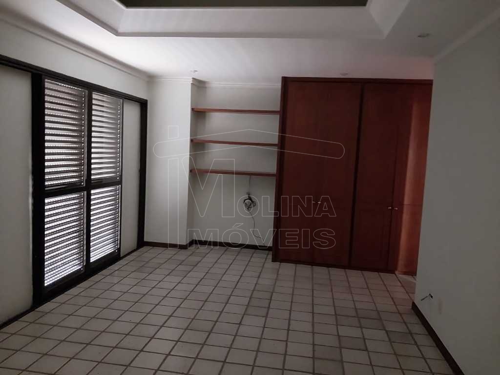 Locação de Apartamentos / Padrão na cidade de Araraquara