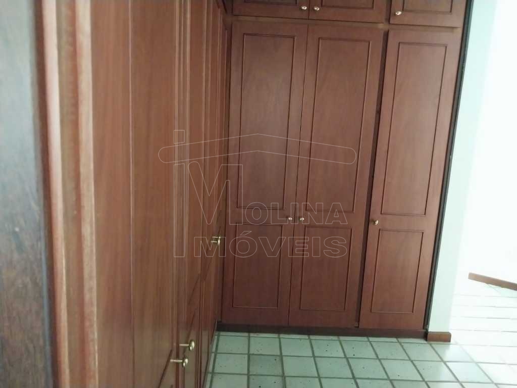 Locação de Apartamentos / Padrão na cidade de Araraquara
