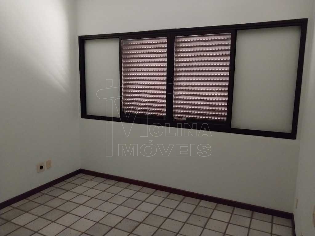 Locação de Apartamentos / Padrão na cidade de Araraquara