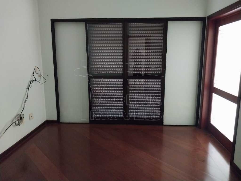 Locação de Apartamentos / Padrão na cidade de Araraquara