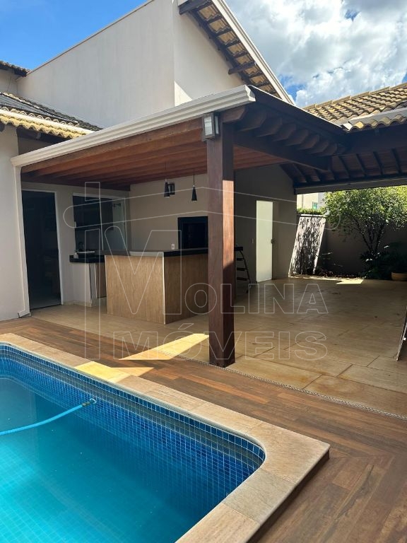 Venda de Casas / Sobrado Condomínio na cidade de Araraquara