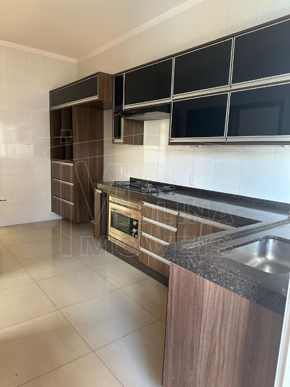 Venda de Casas / Sobrado Condomínio na cidade de Araraquara