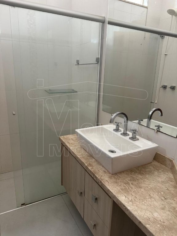 Venda de Casas / Sobrado Condomínio na cidade de Araraquara