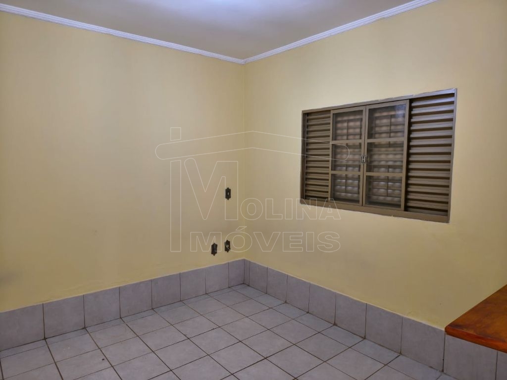 Locação de Casas / Padrão na cidade de Araraquara