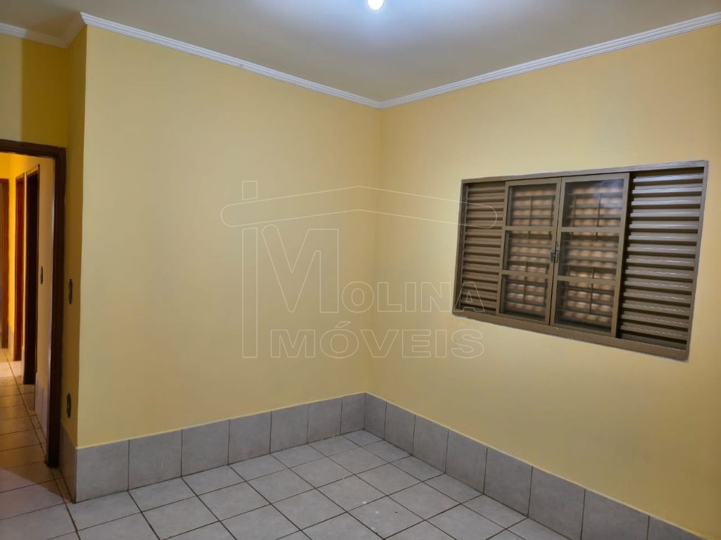 Locação de Casas / Padrão na cidade de Araraquara