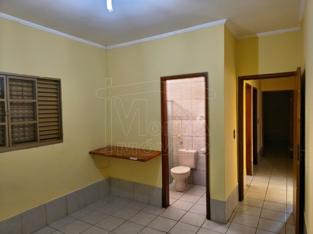 Locação de Casas / Padrão na cidade de Araraquara