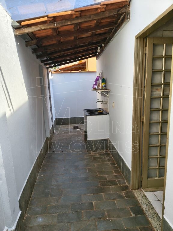 Locação de Casas / Padrão na cidade de Araraquara