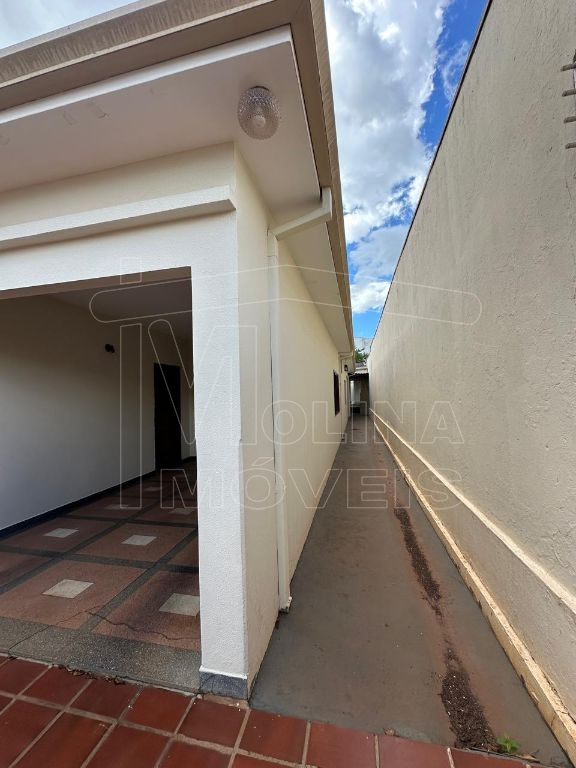Venda de Casas / Padrão na cidade de Araraquara