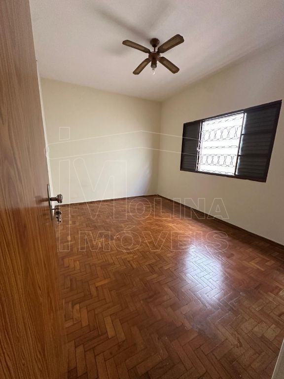 Venda de Casas / Padrão na cidade de Araraquara
