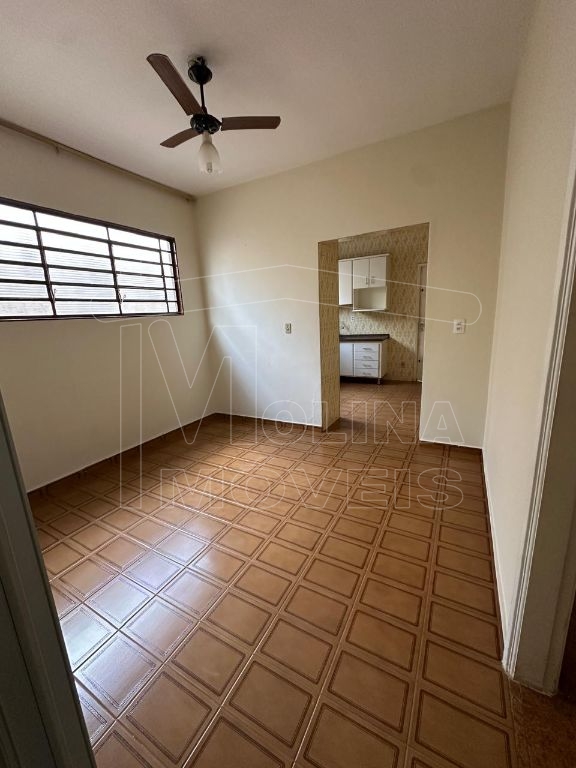 Venda de Casas / Padrão na cidade de Araraquara