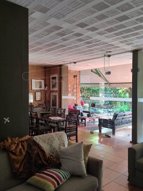 Venda de Casas / Alto Padrão na cidade de Araraquara