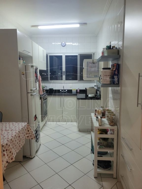 Venda de Apartamentos / Padrão na cidade de Araraquara