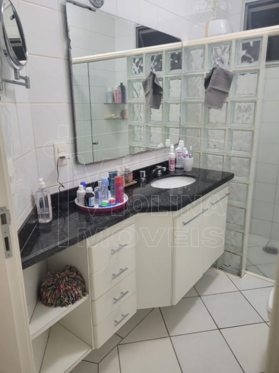 Venda de apartamentos / padrão na cidade de araraquara