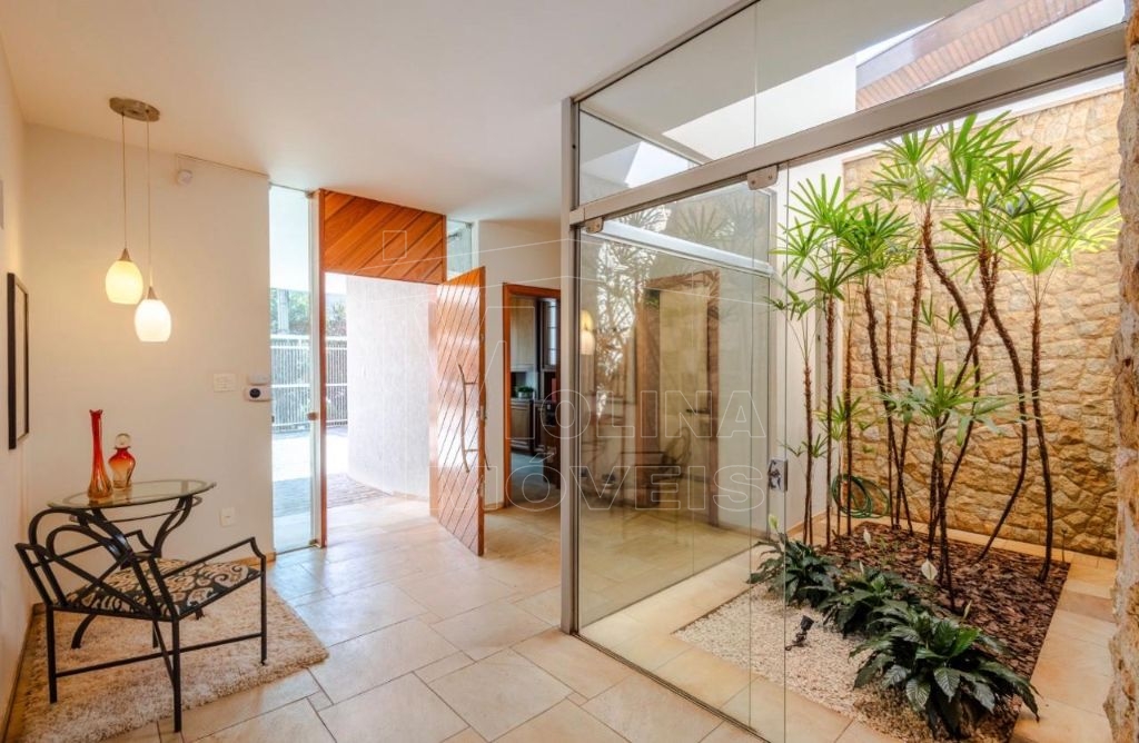 Venda de Casas / Alto Padrão na cidade de Araraquara