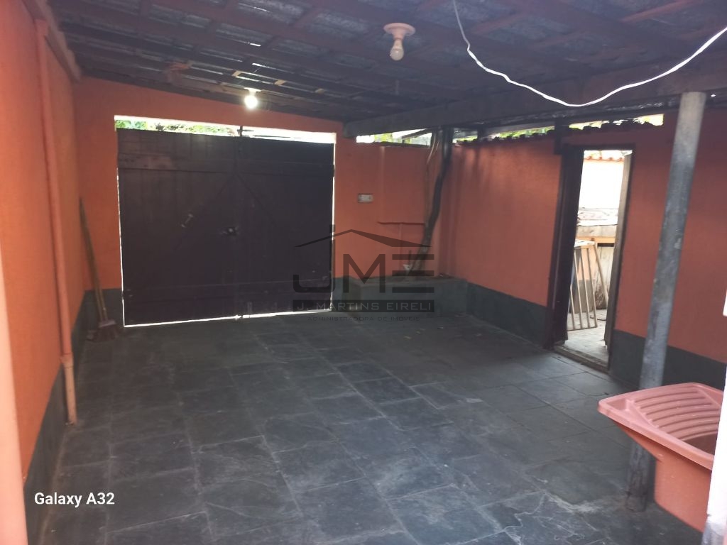 Venda de Casas / Padrão na cidade de Rio de Janeiro