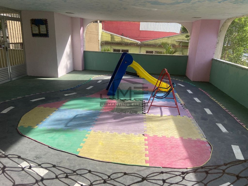 Venda de Apartamentos / Padrão na cidade de Rio de Janeiro