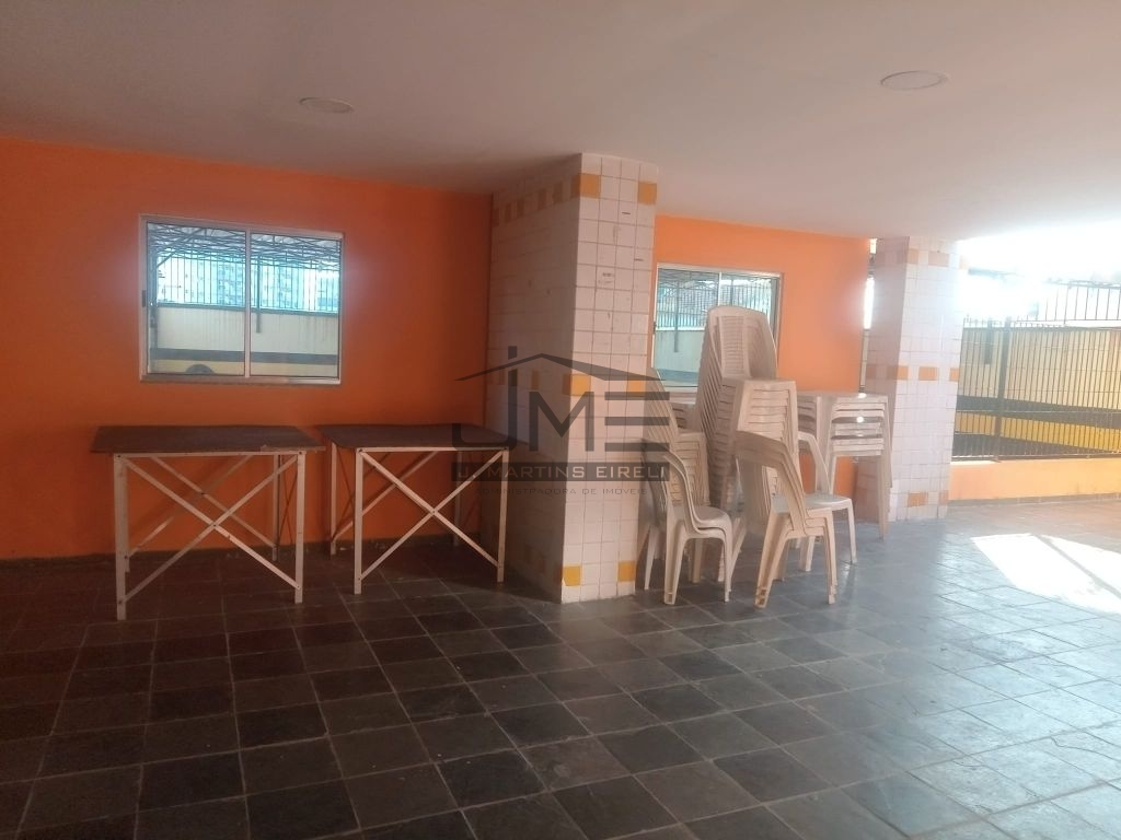 Apartamento em Todos os Santos