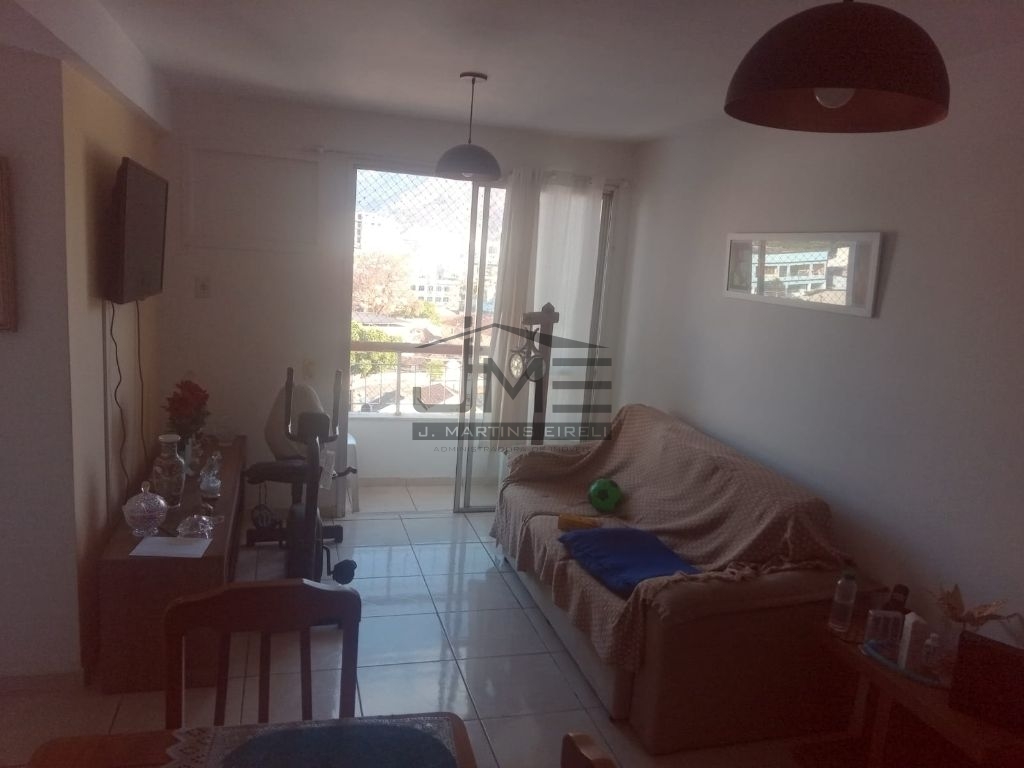 Apartamento em todos os santos