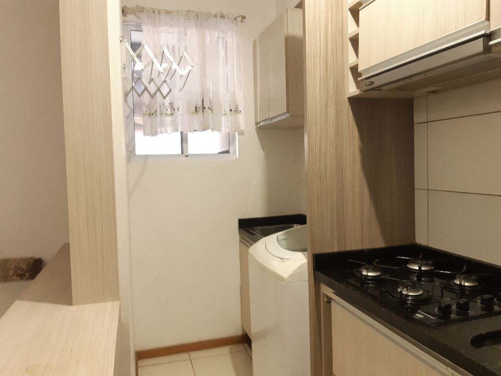 Apartamento semimobiliado no santo antonio