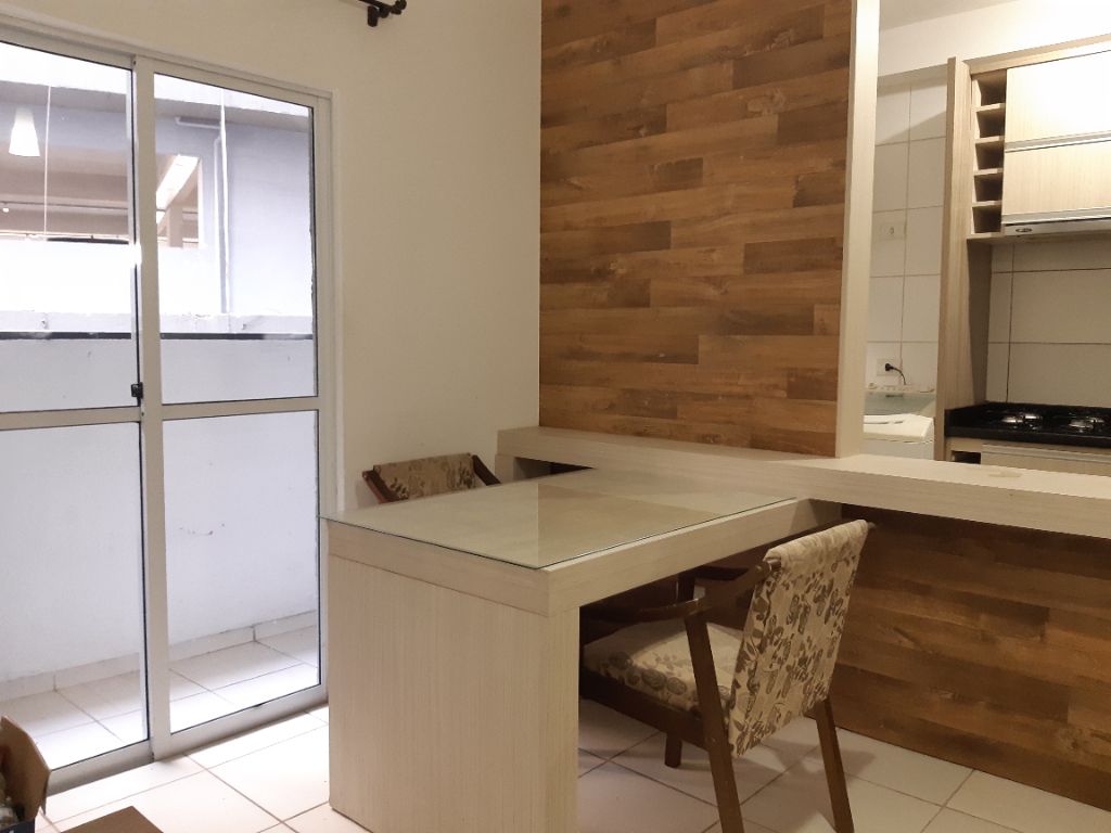 Apartamento semimobiliado no santo antonio