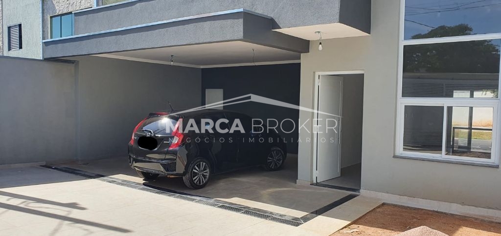 Casa a venda 03 Dorm, sendo 01 suite, com ampla garagem recém construída na cidade de Valinhos