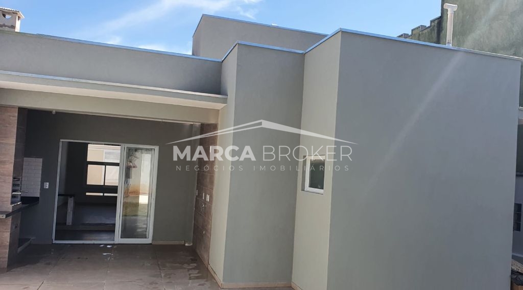 Casa a venda 03 Dorm, sendo 01 suite, com ampla garagem recém construída na cidade de Valinhos