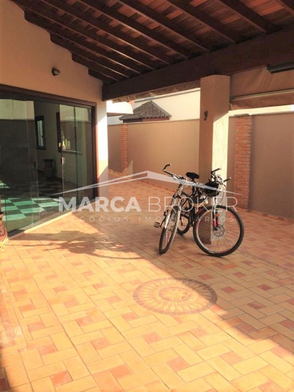 Casa á venda com 04 suites no condomínio green boulevard em valinhos/sp