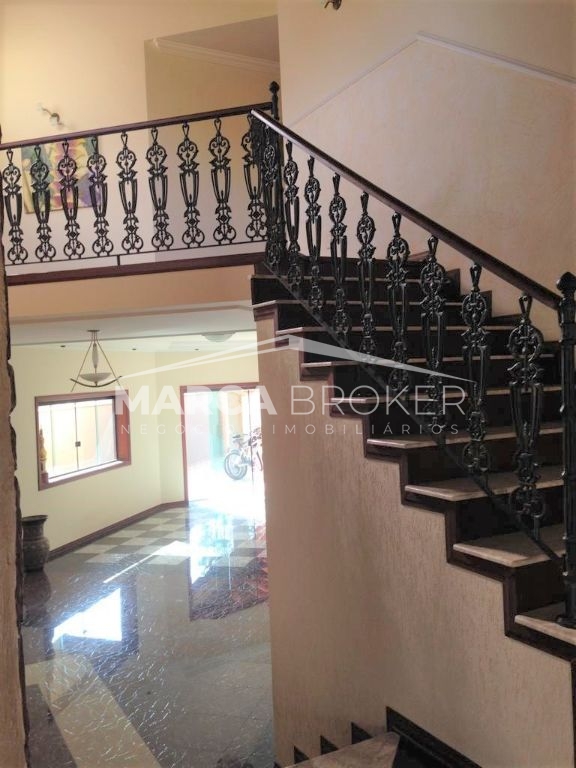 Casa á venda com 04 suites no condomínio green boulevard em 