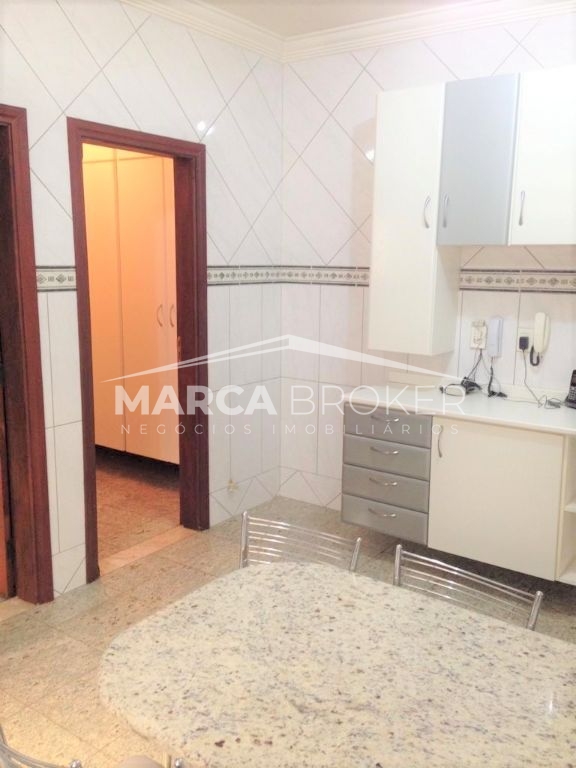 Casa á venda com 04 suites no condomínio green boulevard em 