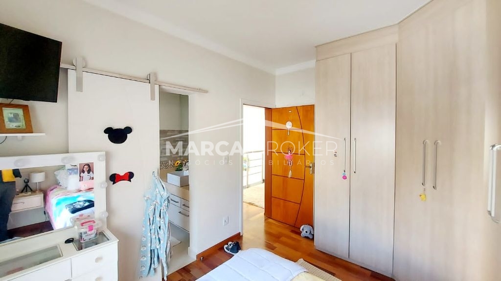 Casa a venda, com 03 Dormitórios, sendo 01 suíte, no CONDOMÍNIO FLORADA DA MATA - Valinhos SP