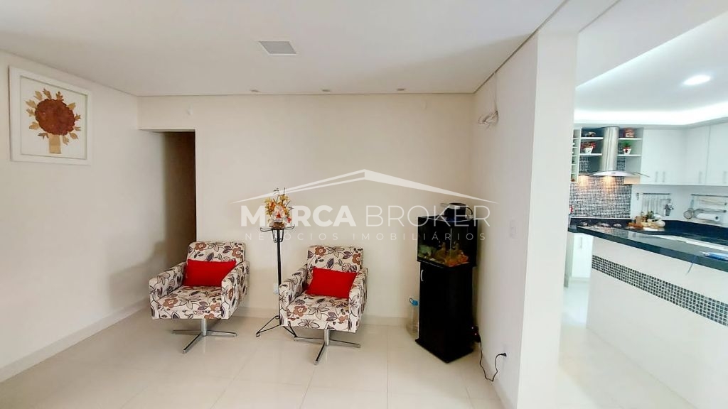 Casa a venda, com 03 Dormitórios, sendo 01 suíte, no CONDOMÍNIO FLORADA DA MATA - Valinhos SP