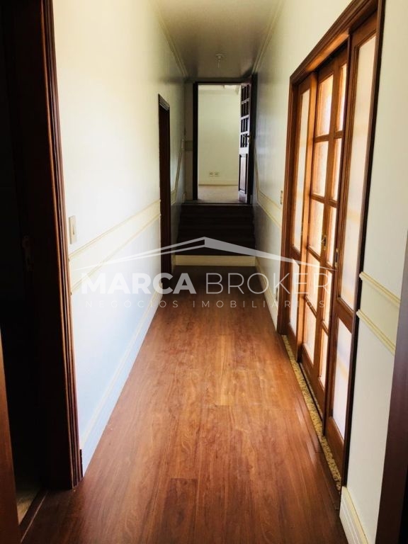 Casa em condomínio para alugar no portal do quiririm em vali