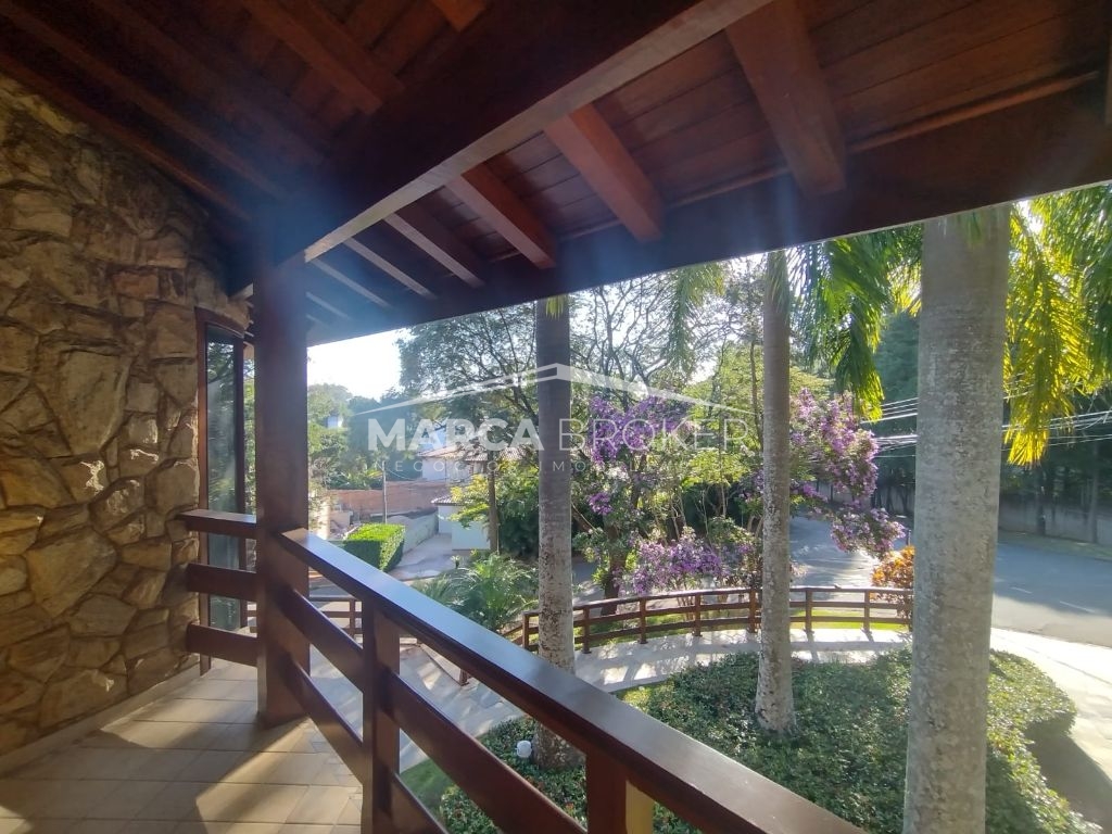 Casa para Locação, em condomínio com 05 suites, na cidade de Valinhos