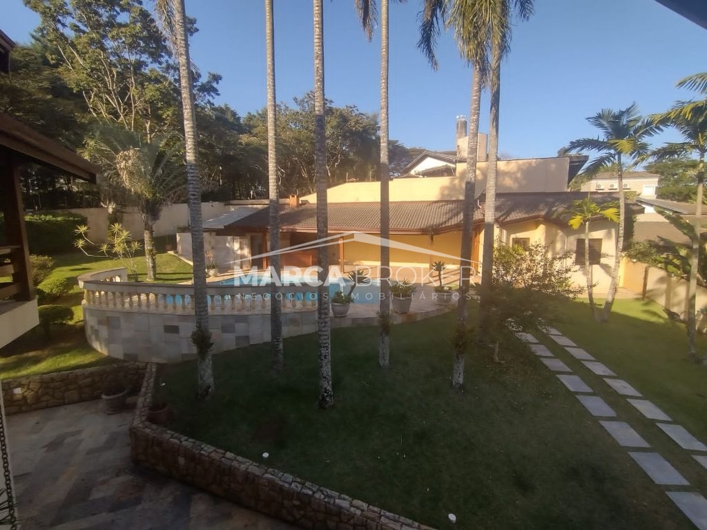 Casa para Locação, em condomínio com 05 suites, na cidade de Valinhos