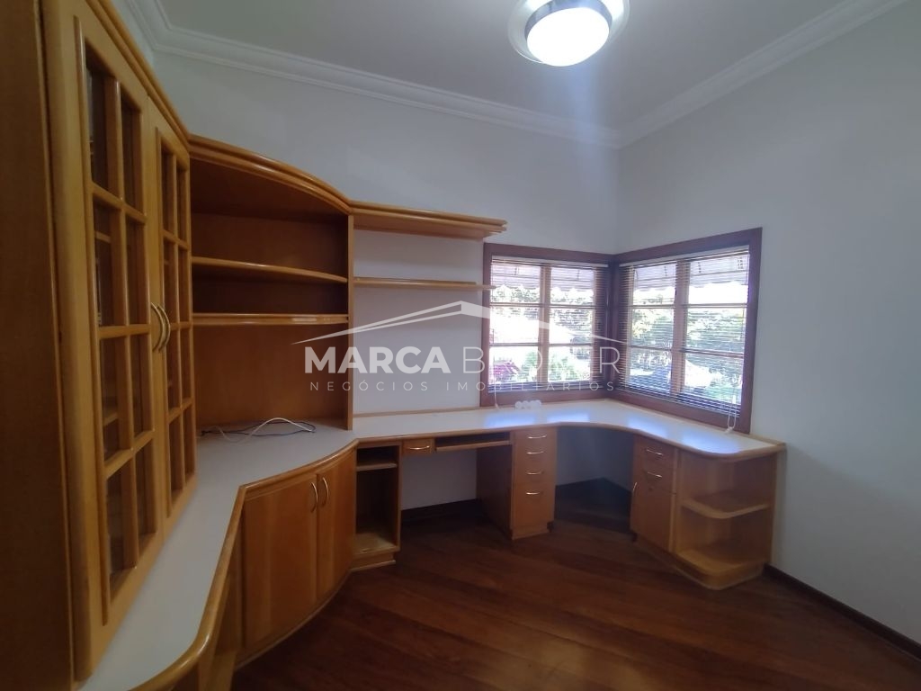 Casa para Locação, em condomínio com 05 suites, na cidade de Valinhos