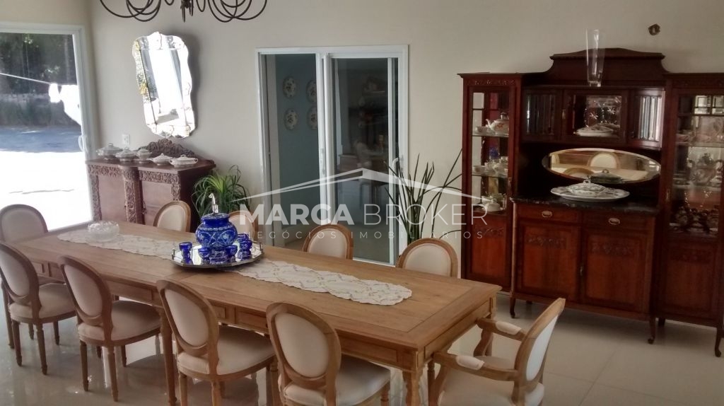 Casa no condomínio San Souci para venda ou locação na cidade de Valinhos