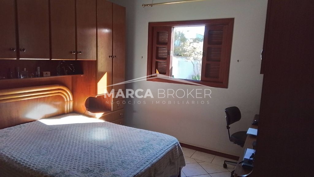 Casa a venda com 03 Dorm, sendo uma suíte no Condomínio Terras do Oriente em Valinhos